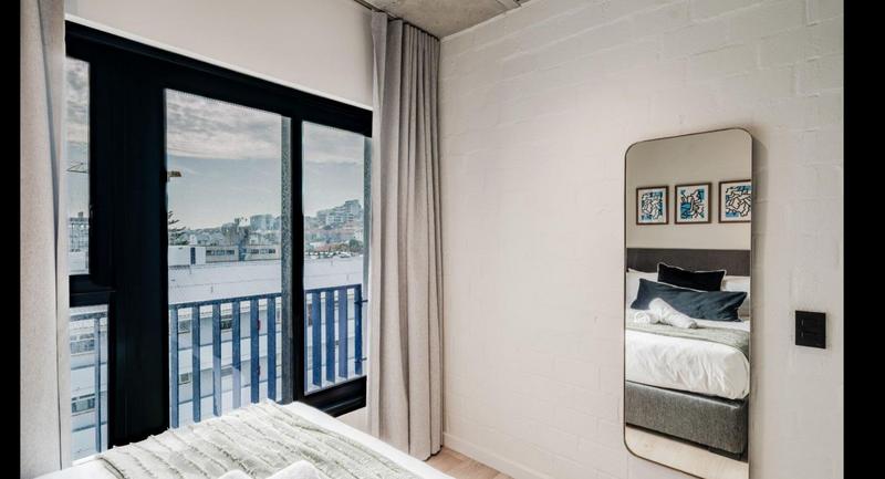 2 Bedroom Property for Sale in Sea Point Western Cape